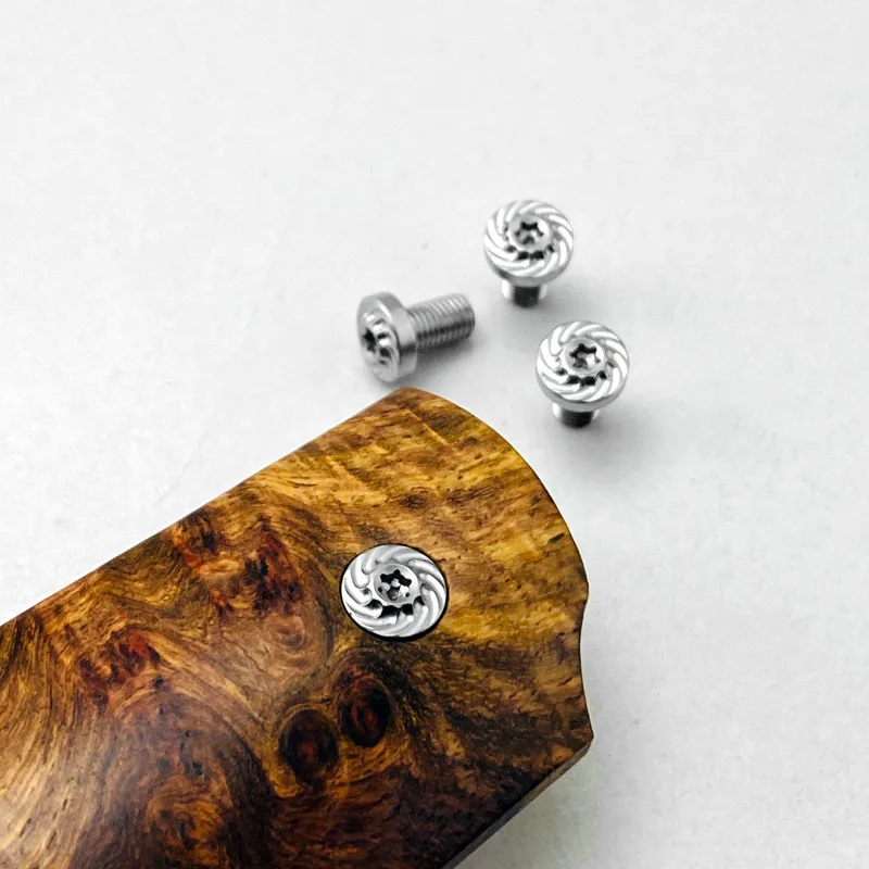 

TOtrait 4Pieces Customized 1911 Grips Screws Stainless Steel CNC T8 Plum Screw 1911 Grip Nail