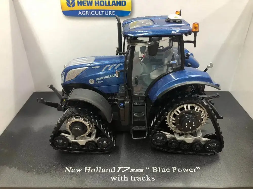 

UH 1/32 New Holland T7.225 Blue Power With tracks Tractor Model Toy Gift 5365