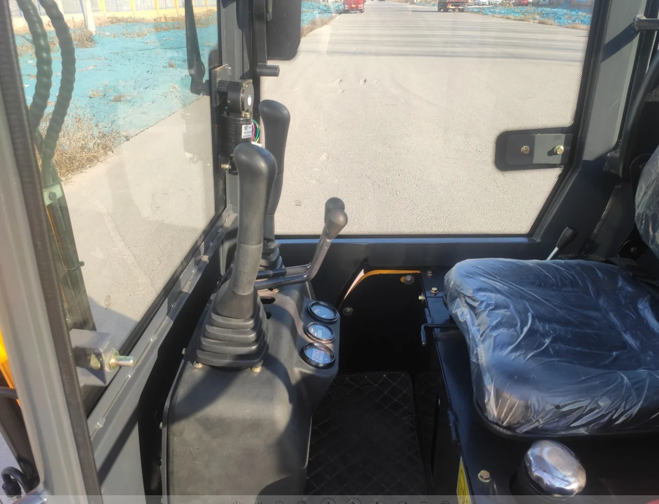 Мини-экскаватор с закрытой кабиной экскаватор на гусеничном ходу сертификаты CE