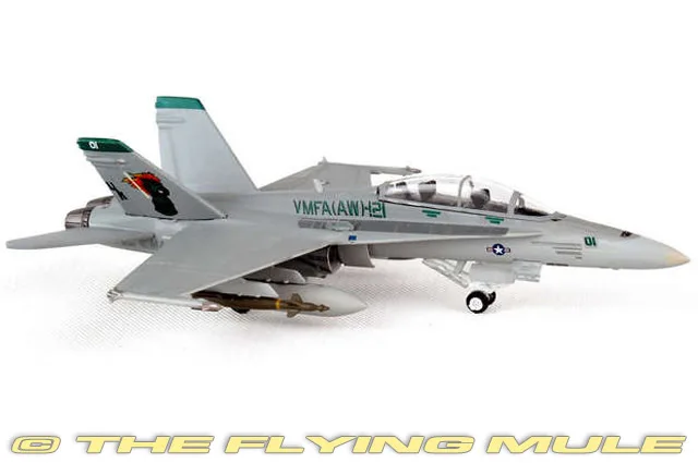 

HOGAN 5620 1:200 F/A-18D VMFA(AW)-121 Green Knights, VK01