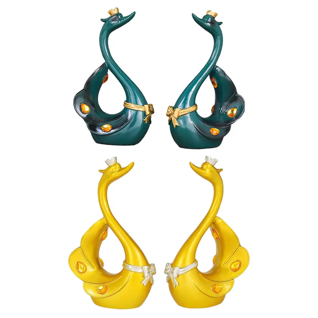 

1 пара, статуэтка в виде лебедя из смолы