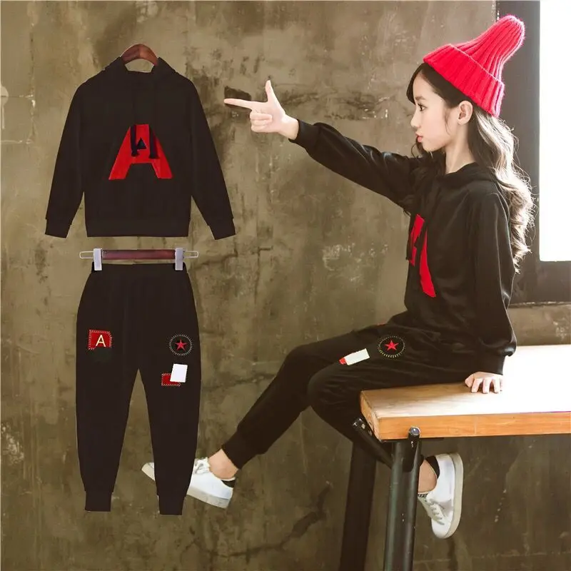 Одежда для детей 4-12 лет костюмы мальчиков и девочек на весну осень зиму новая