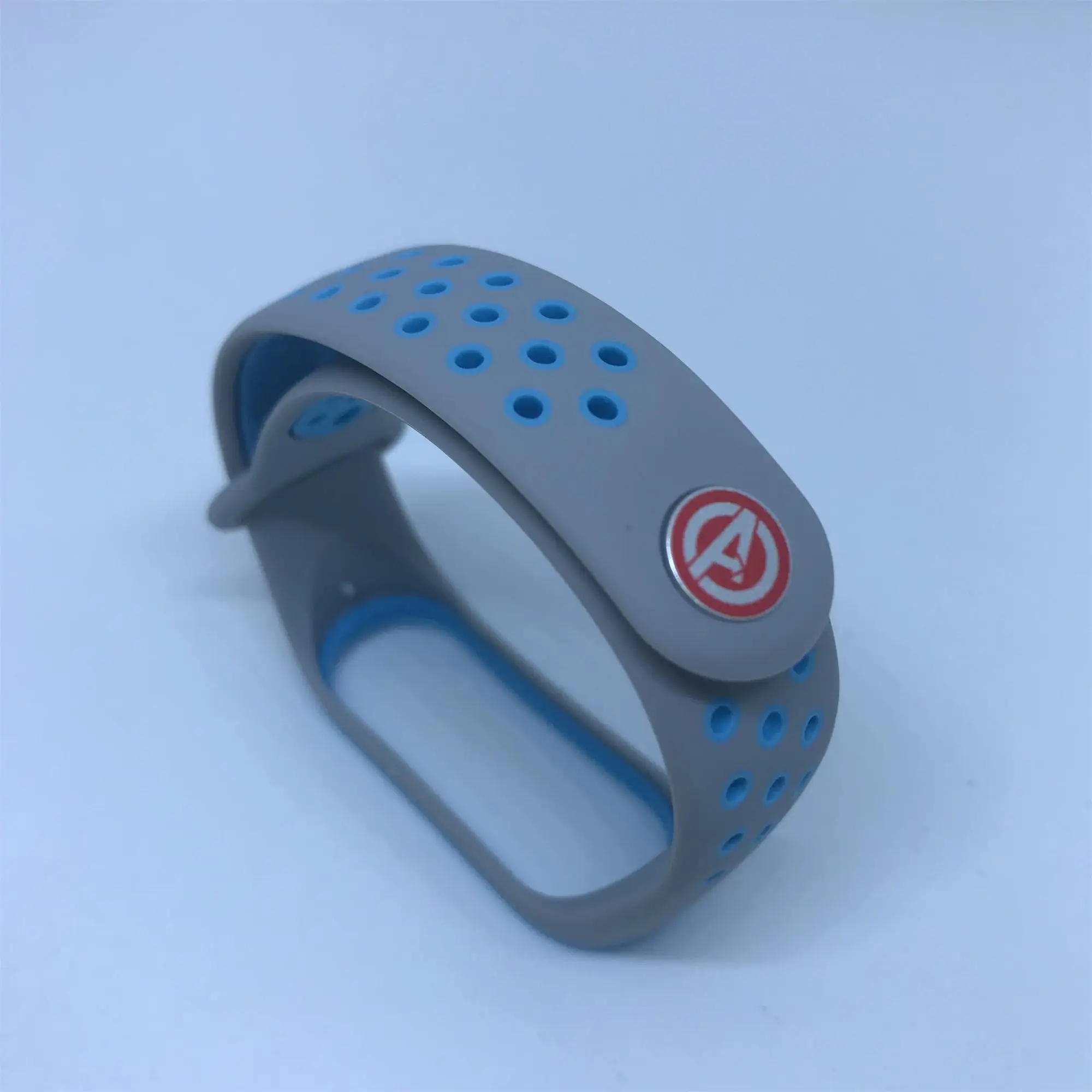 FIFATA NEW The Avengers Silicone Watch Strap For Xiaomi Mi Band 4 Xiaomi Mi Band 3 Smatr Watch Wristband Replace Accessories - Цвет: Gray Bule-A