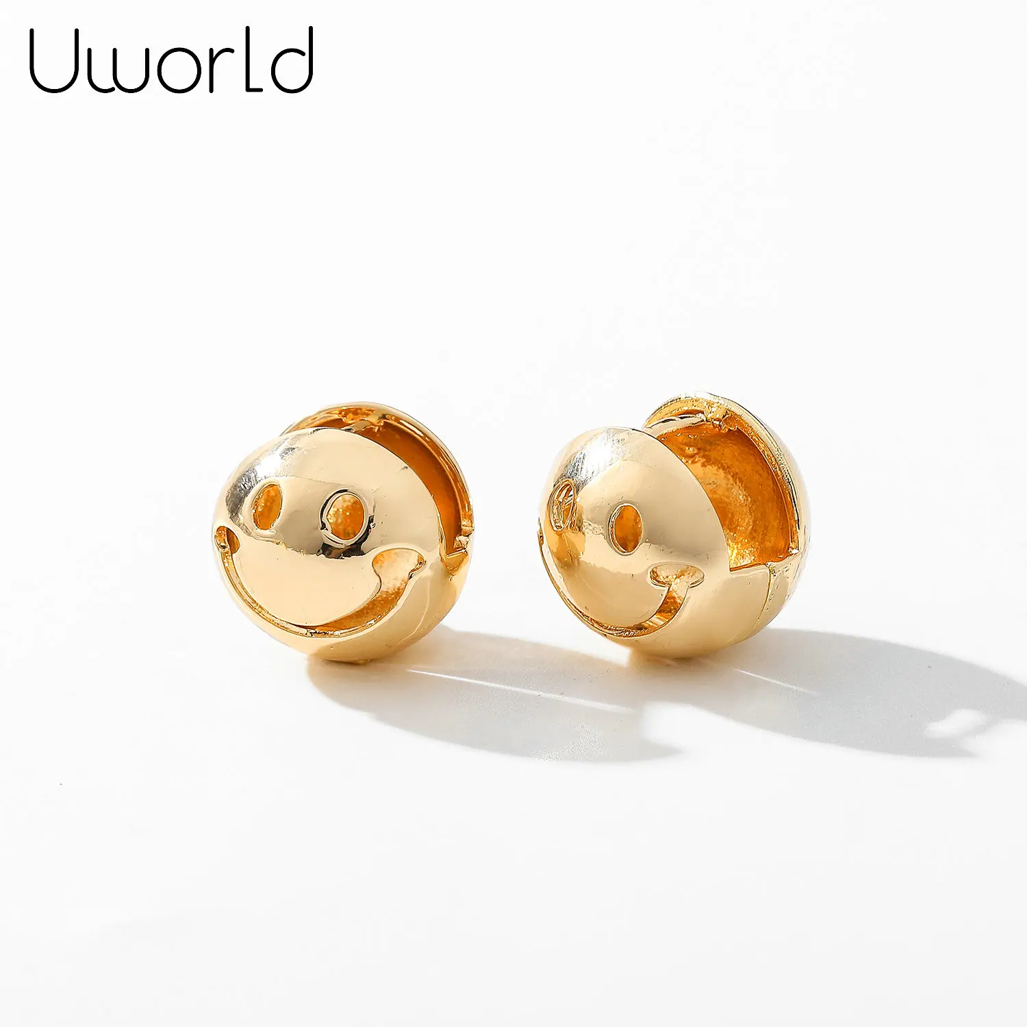 

Luxury Smiling Face Ear cuff Gold Vacuum plating Brass Hollow Ball Huggies Earrings French Unisex Jewelry Gift