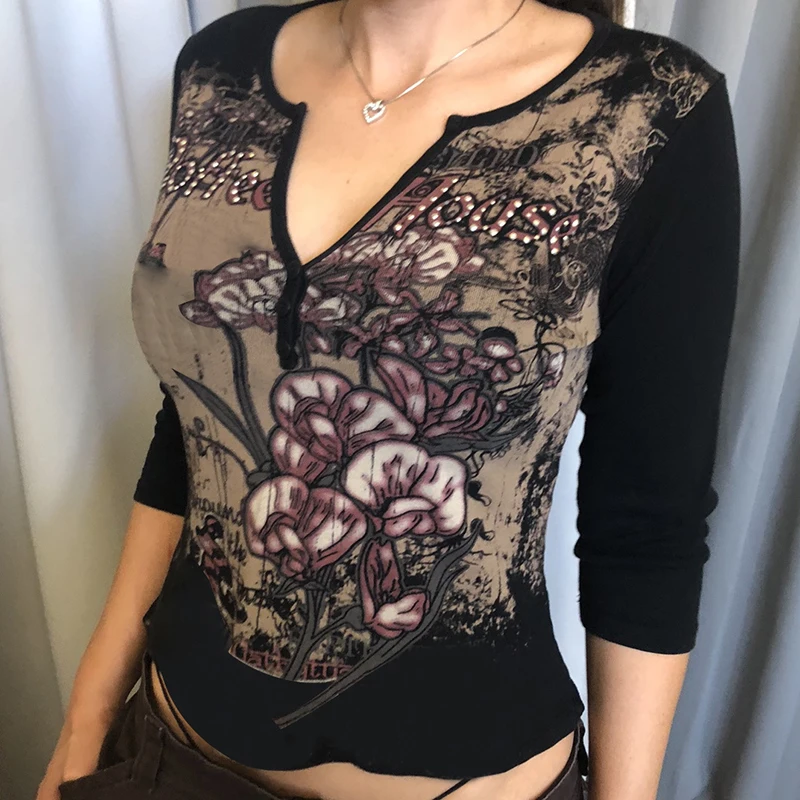 

Y2K Women\u2019s Casual Long Sleeve T-shirt Vintage Printing Button V-neck Exposed Navel Tops