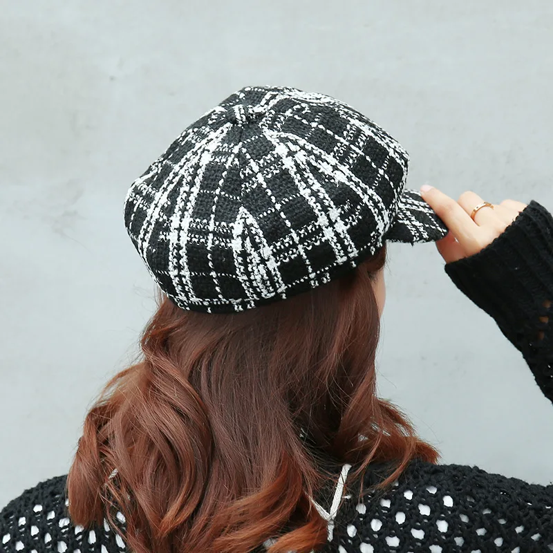 Английский алфавит вышивка берет Женская версия Вельветовая восьмиугольная