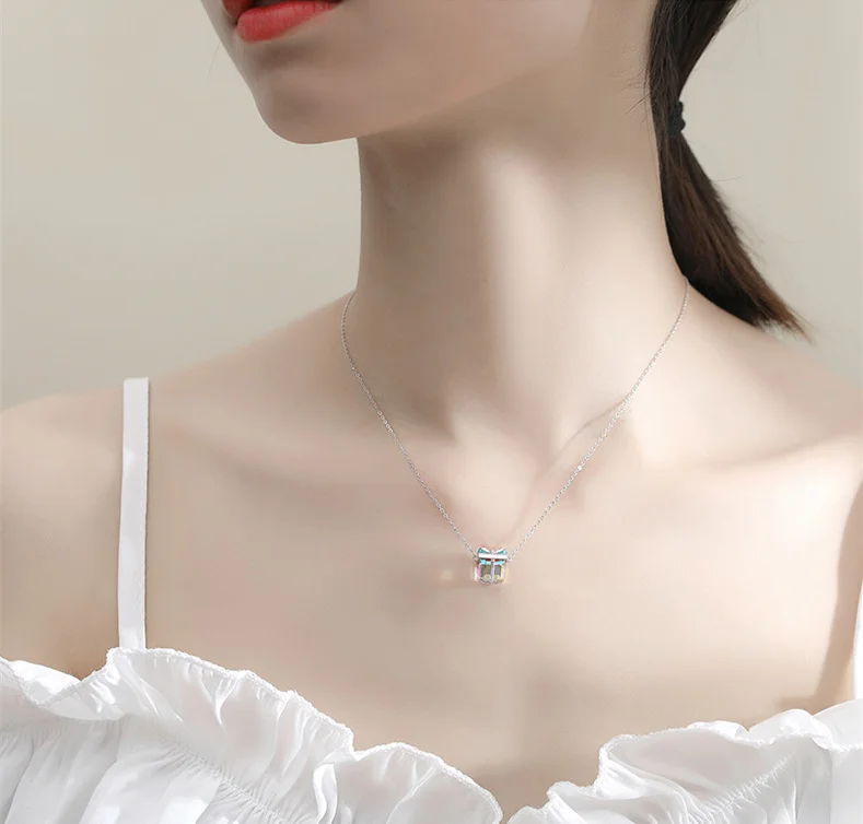 

Gift Crystal Necklace Sterling Simple Aurora Sugar Sugar Clavicle Women Necklace Chain