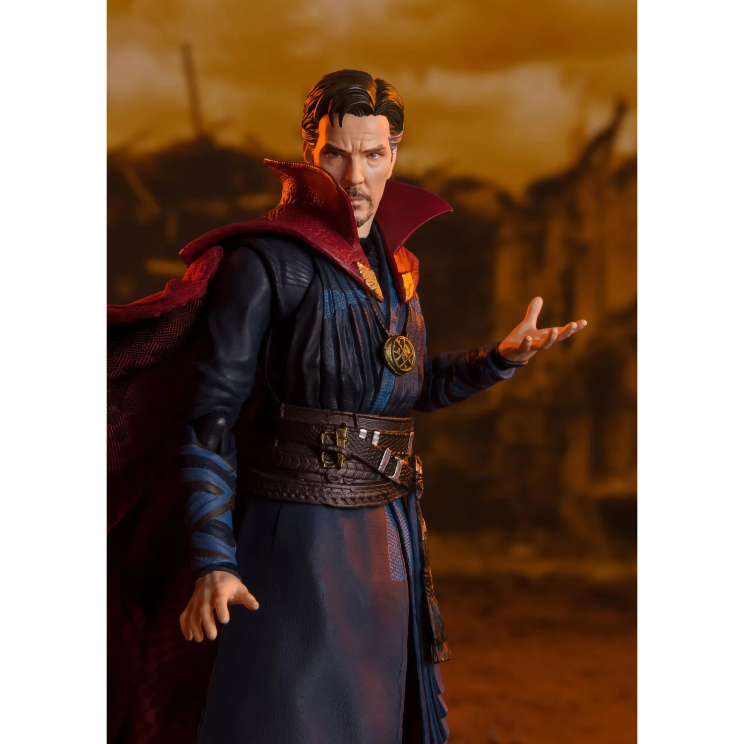 Фигурка S.H.Figuarts Avengers: Infinity War Doctor Strange Battle On Titan Edition 608925|Игровые фигурки и