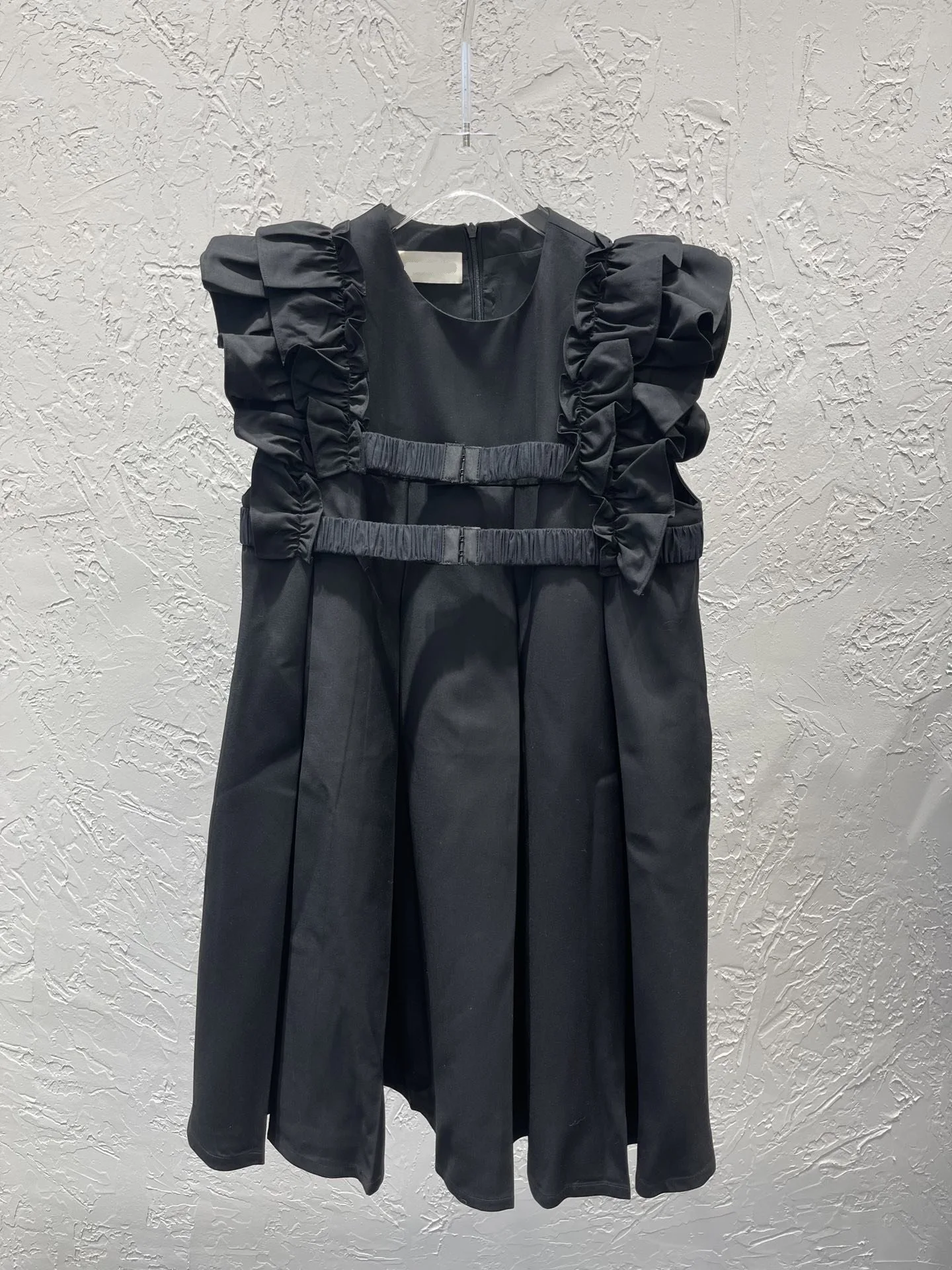 

Early spring design falbala 2021 fold wrapped chest be small fly sleeve girl feeling dress dress with bare shoulders