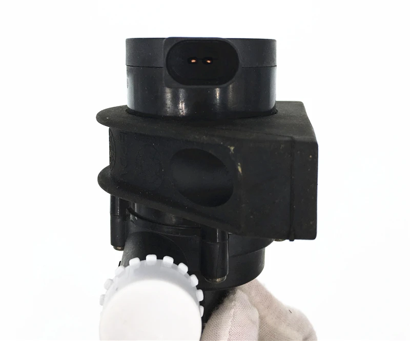 Автоматический насос для вспомогательной охлаждающей воды VW Jetta Golf GTI Passat CC Octavia 1 8