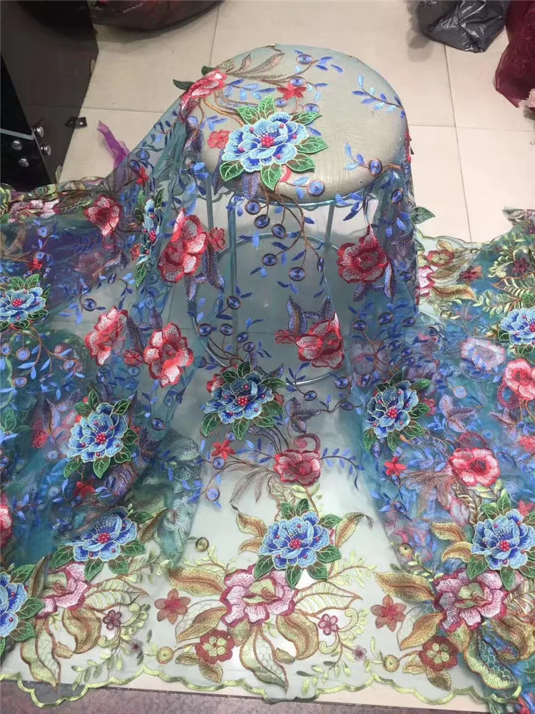 2020 африканская кружевная ткань синяя вышивка нигерийские бусины ткань.