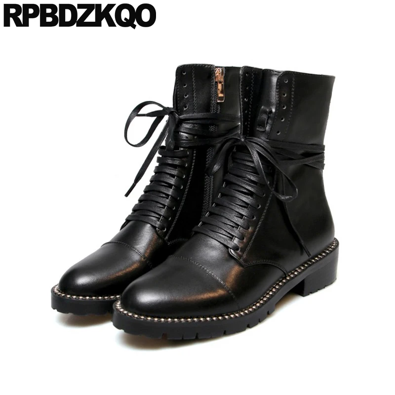 Обувь по щиколотку с Стразы женскую одежду в стиле милитари черного цвета