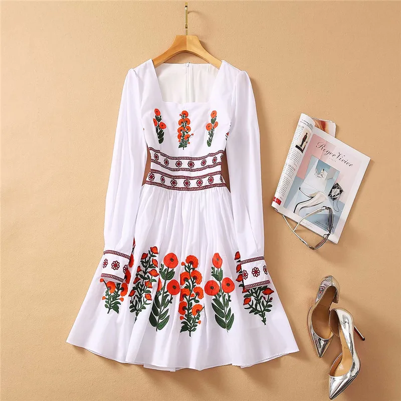 

Runway Fashion Spring Luxury Floral Embroidery Dress Women Long Sleeve Square Collar Vintage Ethnic Robe Femme White Vestods
