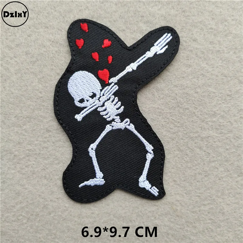 1-PCS-D-338 46 различных стилей на выбор) красные губы нашивки для одежды вышитые аппликации железные значки полосы наклейки на одежду - Цвет: 1-PCS-D-338
