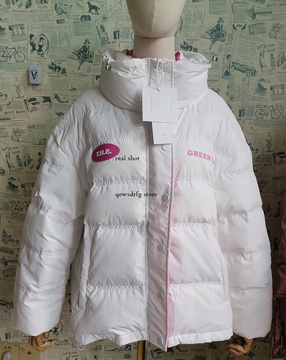 Женская зимняя теплая куртка на белом утином пуху короткие модные красивые