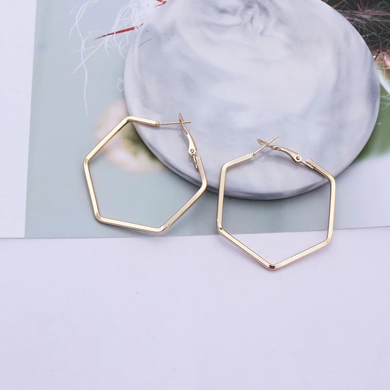 Серьги-кольца большие геометрические Серебристые/золотистые 4 шт. | Украшения и