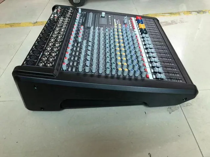 10 канальная компактная микшерная приставка среднего размера с функцией