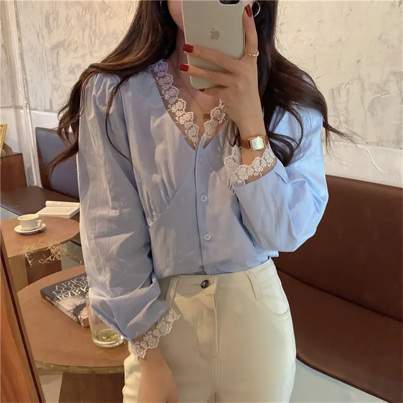 

Alien Kitty Blue Sweet New Patchwork Lace Korean 2021 Casual Hot Femme Chic Prom Summer Elegance V-Neck Gentle Soft Shirts