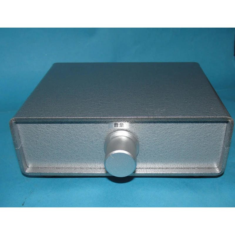 

Сбалансированный регулятор громкости баланса входа, используется для балансировки баланса переднего уровня после регулировки громкости