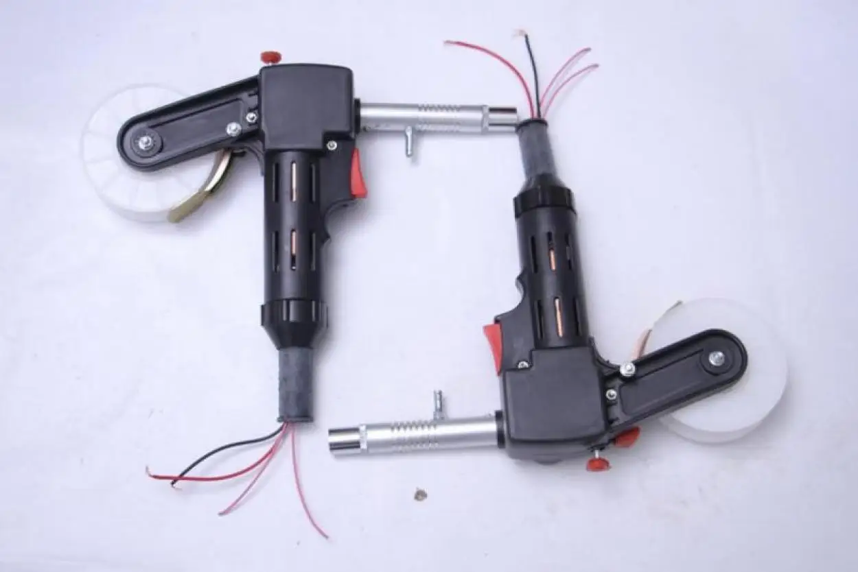 

NBC-200A MIG Welding Gun Spool Gun Push Pull Feeder Welding Torch Without Cable