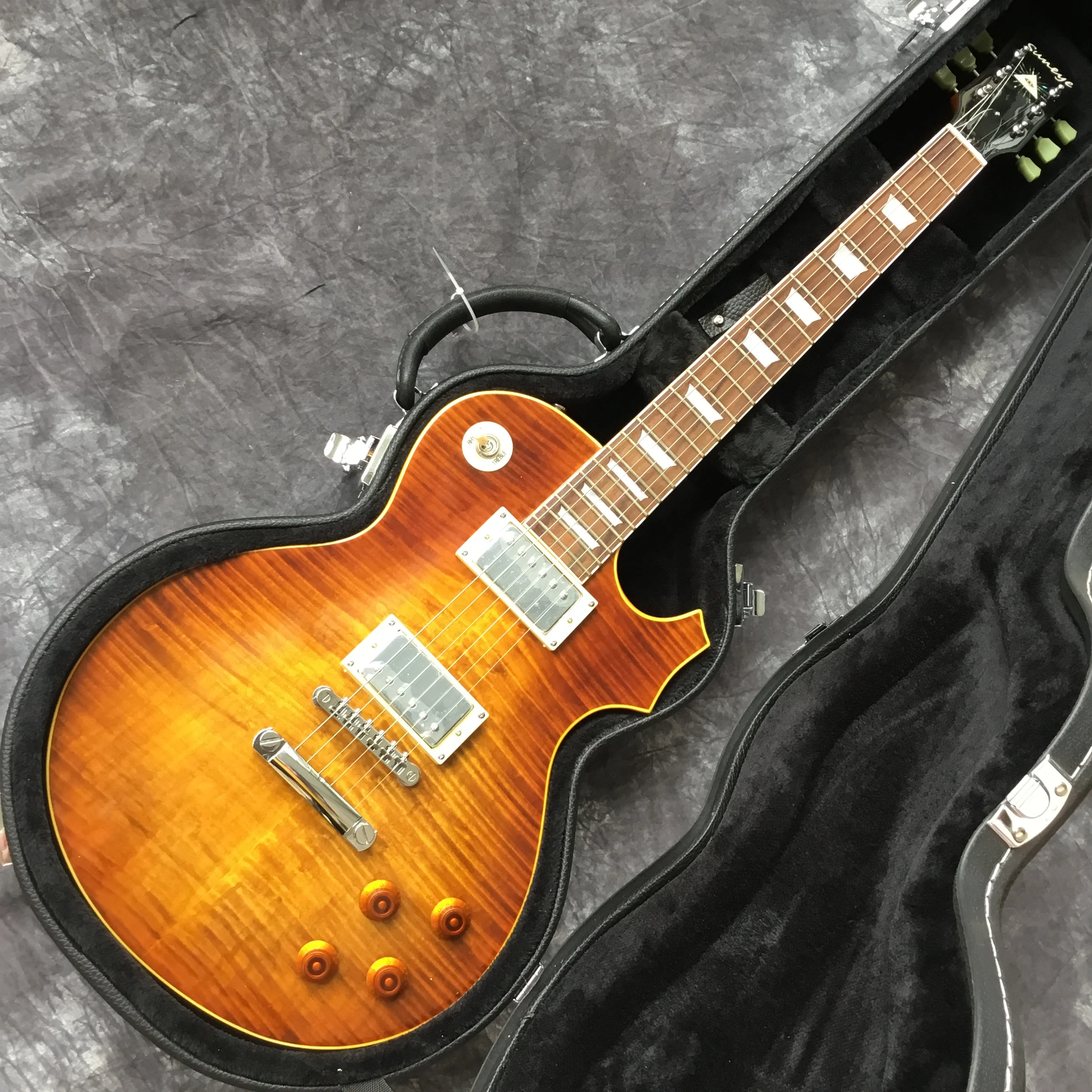 Новый стиль ручной работы 6 струн электрогитара и чехол Тигр Пламя Топ.