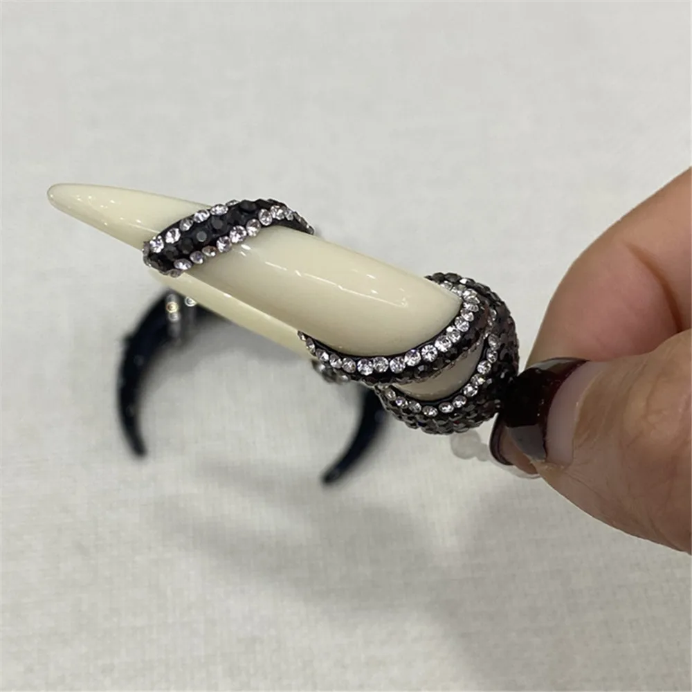 

Big Crescent Shaped Resin Sticky Diamond Turquoise Fashion Pendant Used To Make DIY Jewelry Necklace and Bracelet Size 55x55mm