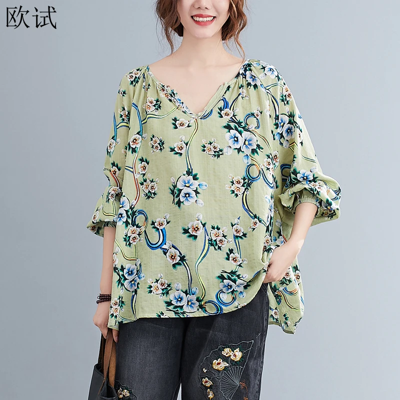 

Летняя женская футболка большого размера в Корейском стиле с v-образным вырезом и цветочным принтом, Свободные повседневные футболки, топы, ...