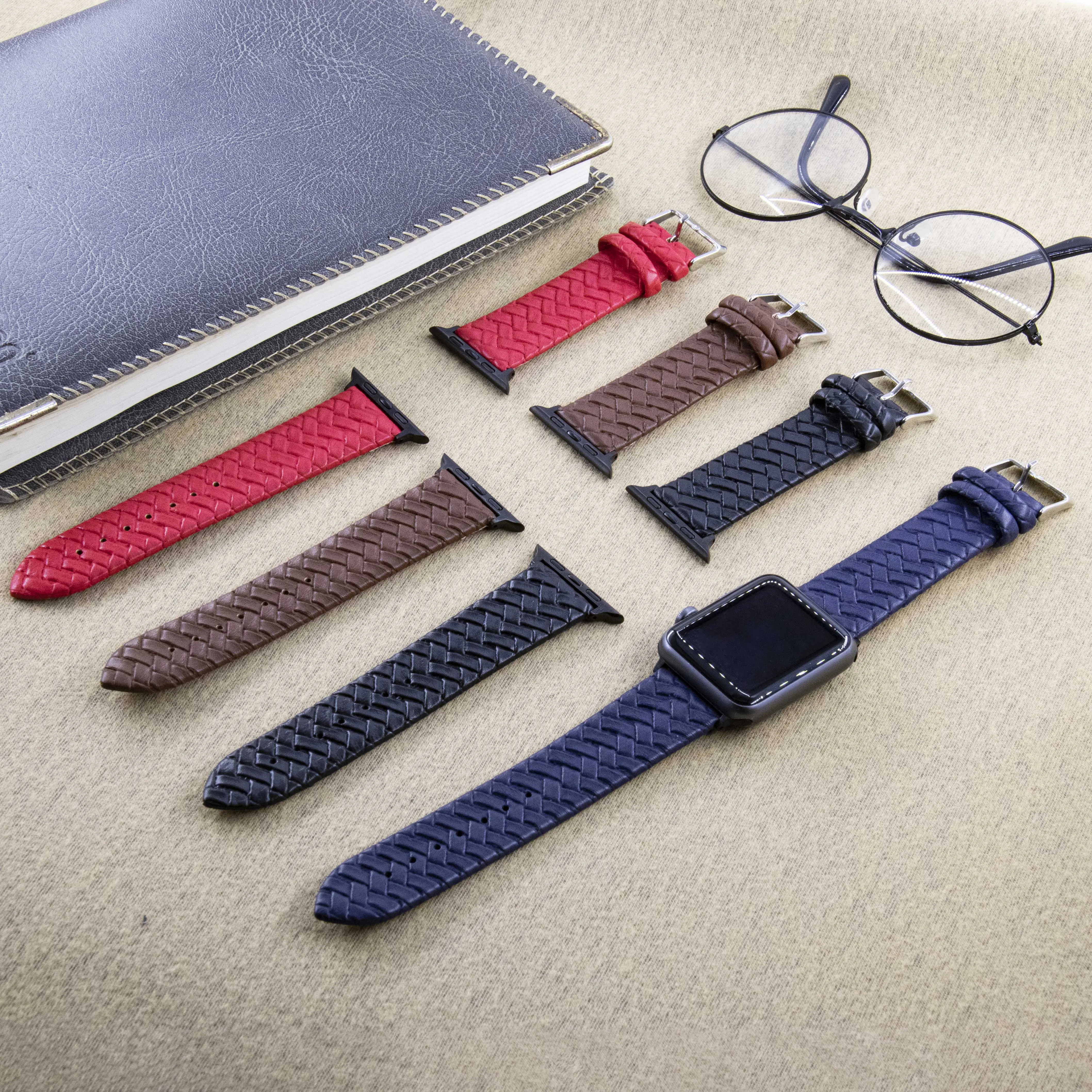 

For Apple Watch 6 5 4 3 2 1 SE Band 2020 New PU Leather Soft Woven Watchband For iWatch 44mm 40mm 42mm 38mm Wristband Strap Belt