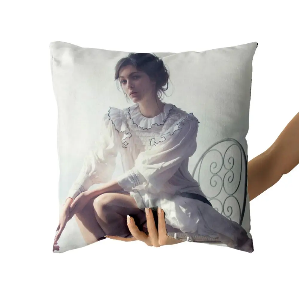 

Vittoria Ceretti Cotton Canvas custom pillow custom covers Throw Pillow Pillow Covers Sofa Pillow