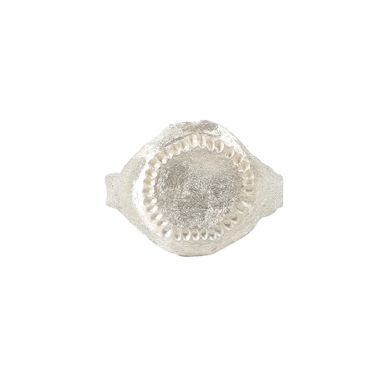 

Customized Kay Guo X Junwei Lin Signet Texture Stamp Ring 925 Sterling Silver Texture Design Ring