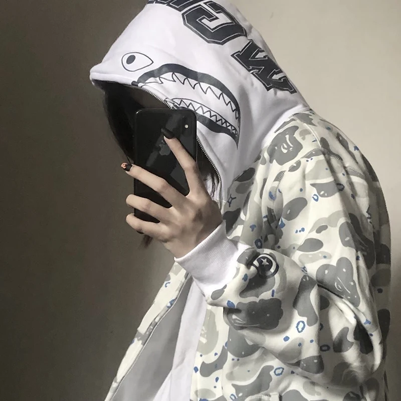 

Harajuku Camouflage Thin Zipper Shark Hoodie Couple Sweatshirt Black White Spring Long Sleeve Loose Vintage Women Jacket Coat