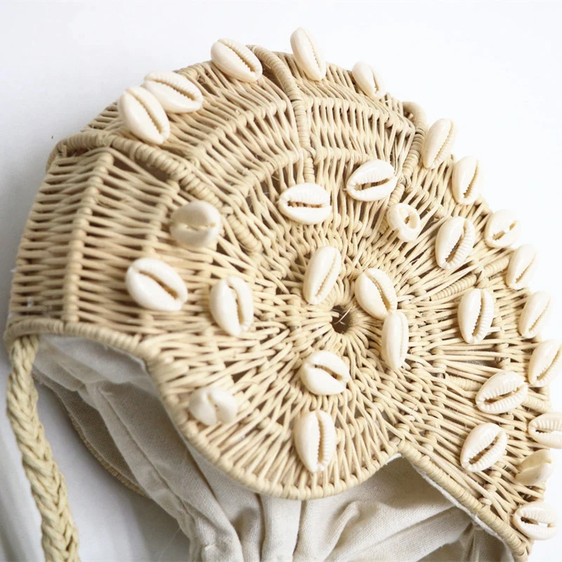 

Fashion Shell Woven Crossbody Bag Handmade Straw Bag