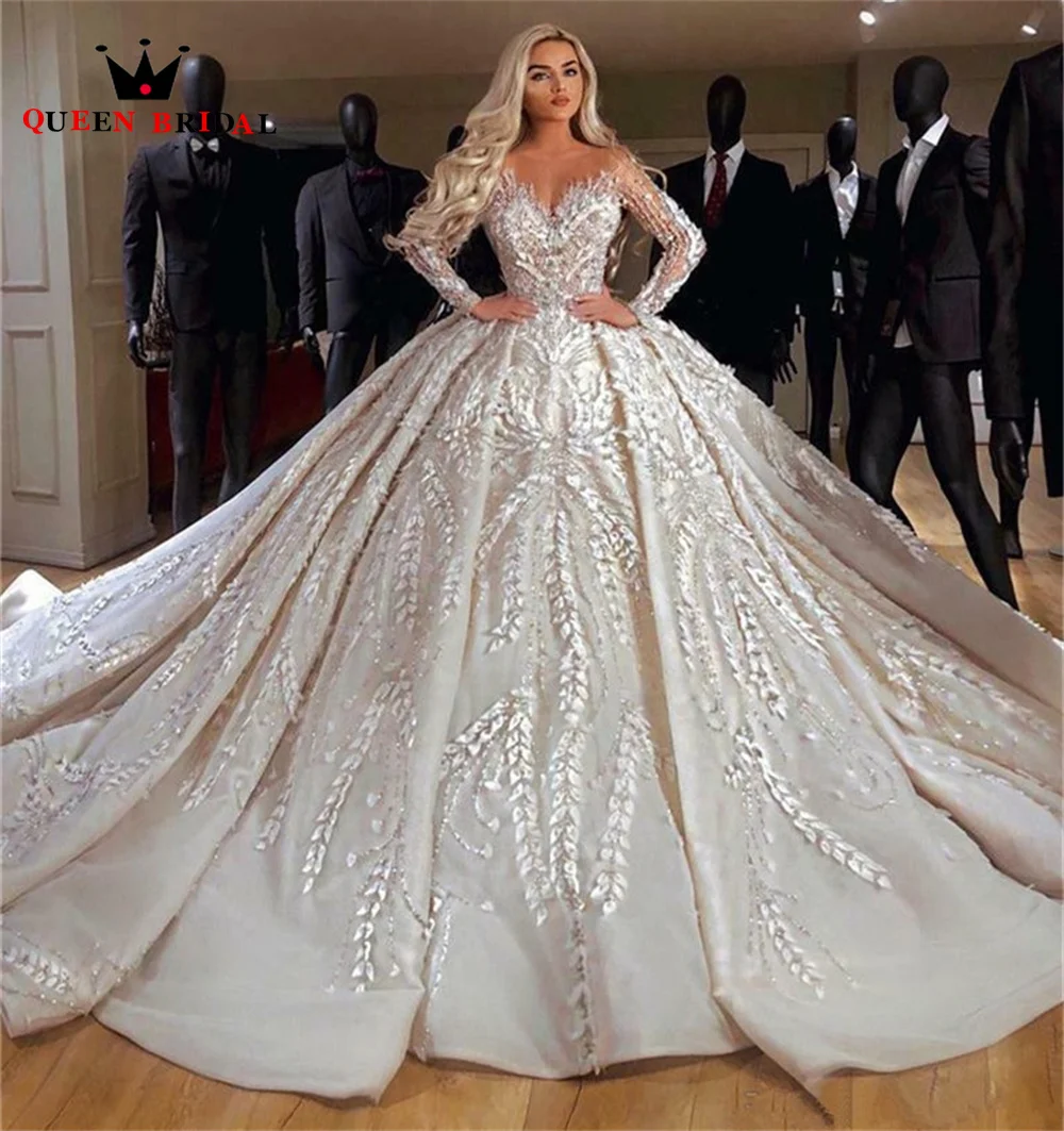 Рисунок 2 - Роскошное женское бальное платье