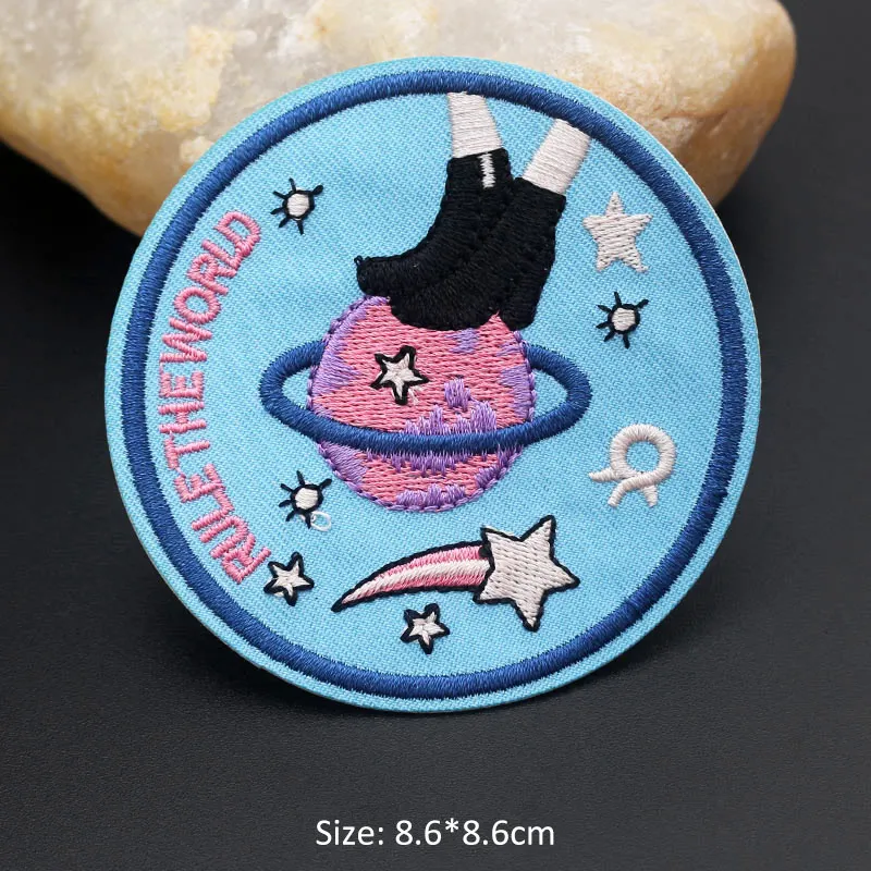 Космический UFO кот животное вышитые нашивки железные на одежду шляпа DIY значки полосы аппликация Одежда рюкзак жакет наклейки - Цвет: 25