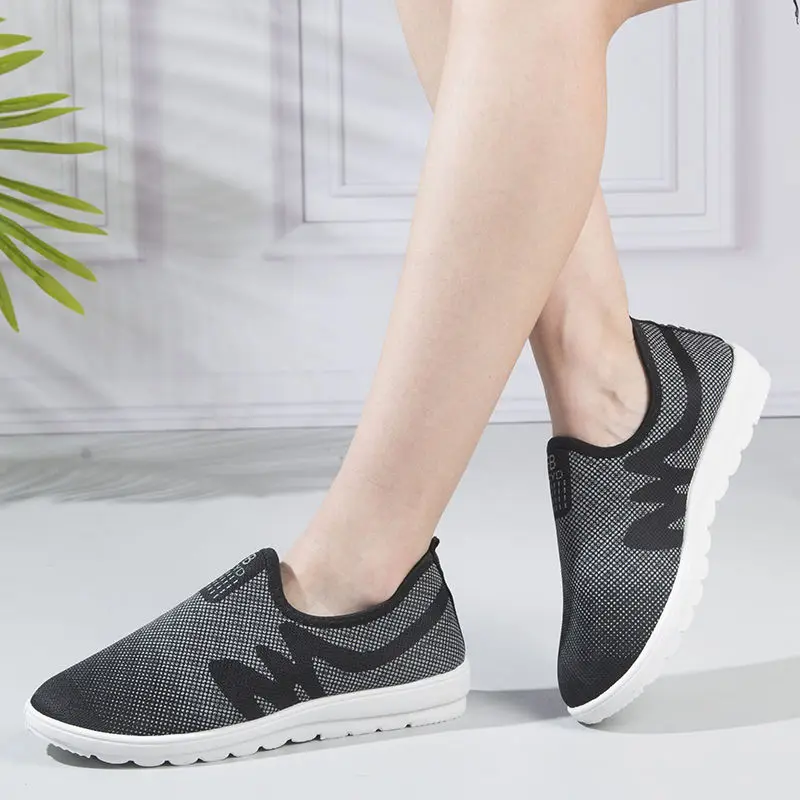 Женские удобные лоферы Cresfimix с вырезами весна-лето обувь на плоской подошке