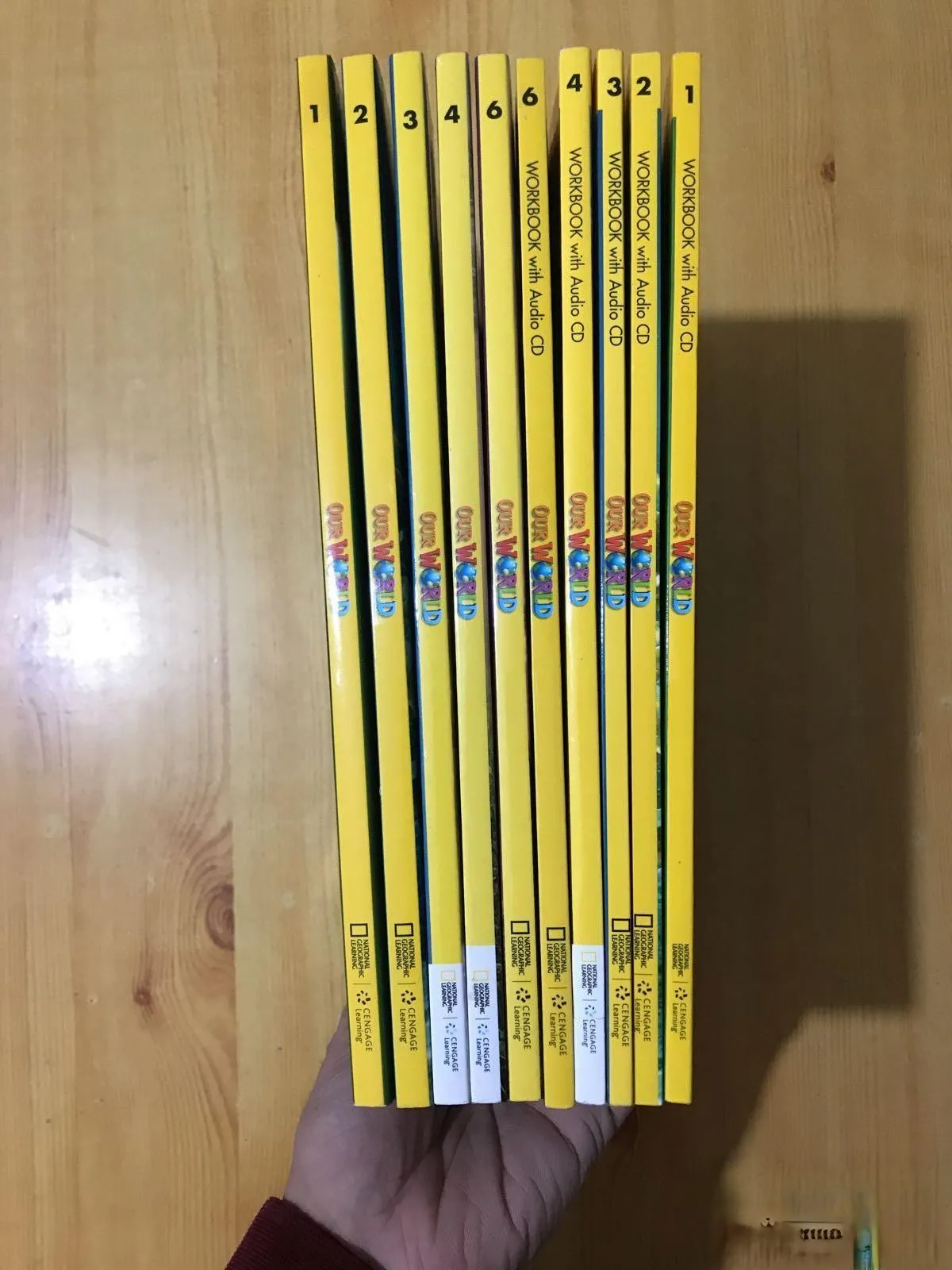 

OUR WORLD STUDENT BOOK 1.2.3.4..6 (Ten books are sold with CDs)