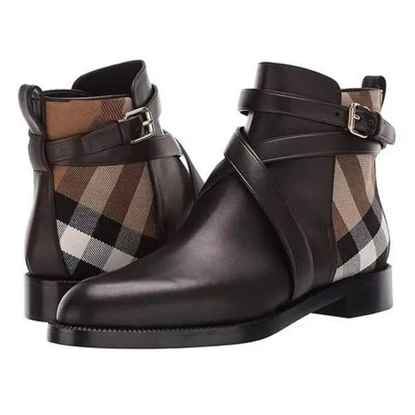 

2021 New Women Pu Leather Boots Buckle Design Plaid Ankle High Fashion Boots Casual Top Quality Low Heel Assorted Male Boots