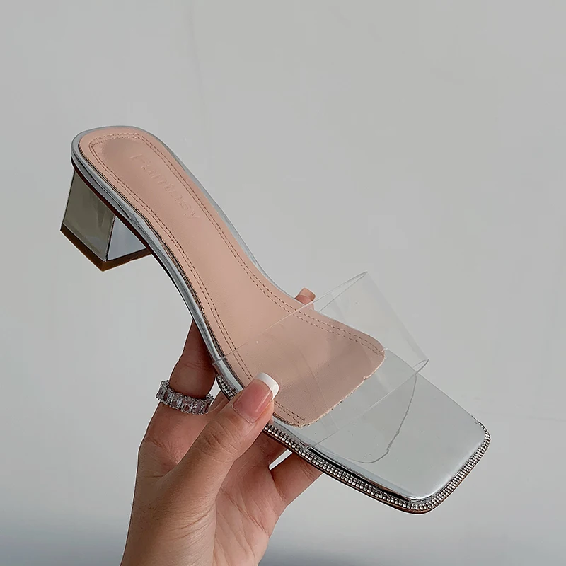 

Ladies Slippers Flip Flop 2021 Square Heel Shoes Fashion Summer Outside Sandals Female Slides Shoes Woman Transparent Slippers