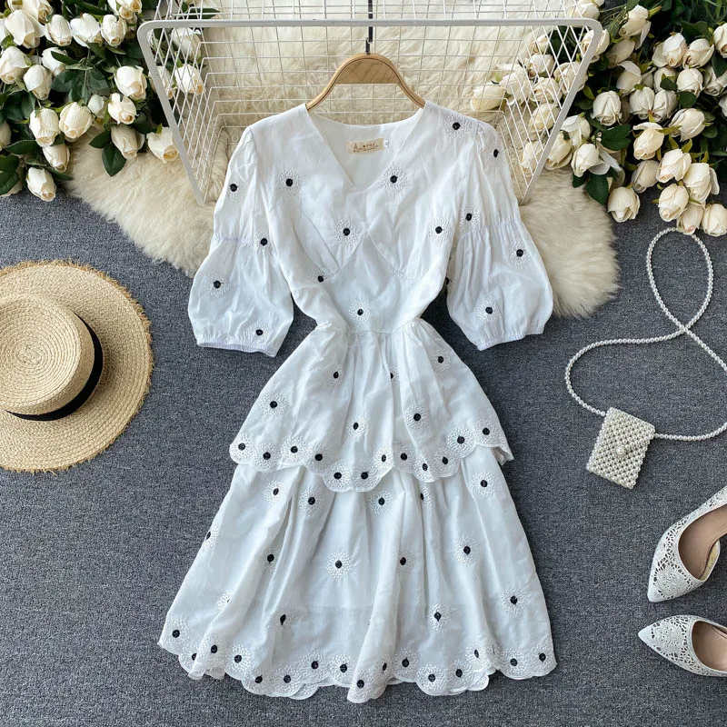 

Sweet White Mini Summer Dress Women Elegant Puff Sleeve Embroidery Polka Dot Sexy Club Party Dresses Casual Robe Femme Vestidos