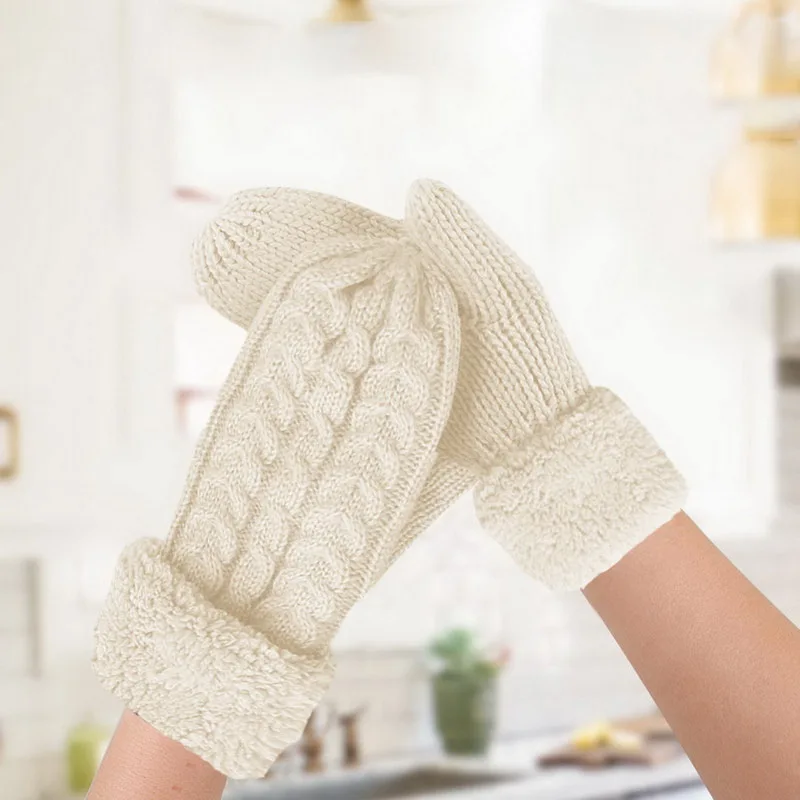 

Laamei Thick Cashmere Two Layer Winter Gloves For Women Snowflake Knitted Pattern Full Finger Skiing & Touch screen Glove