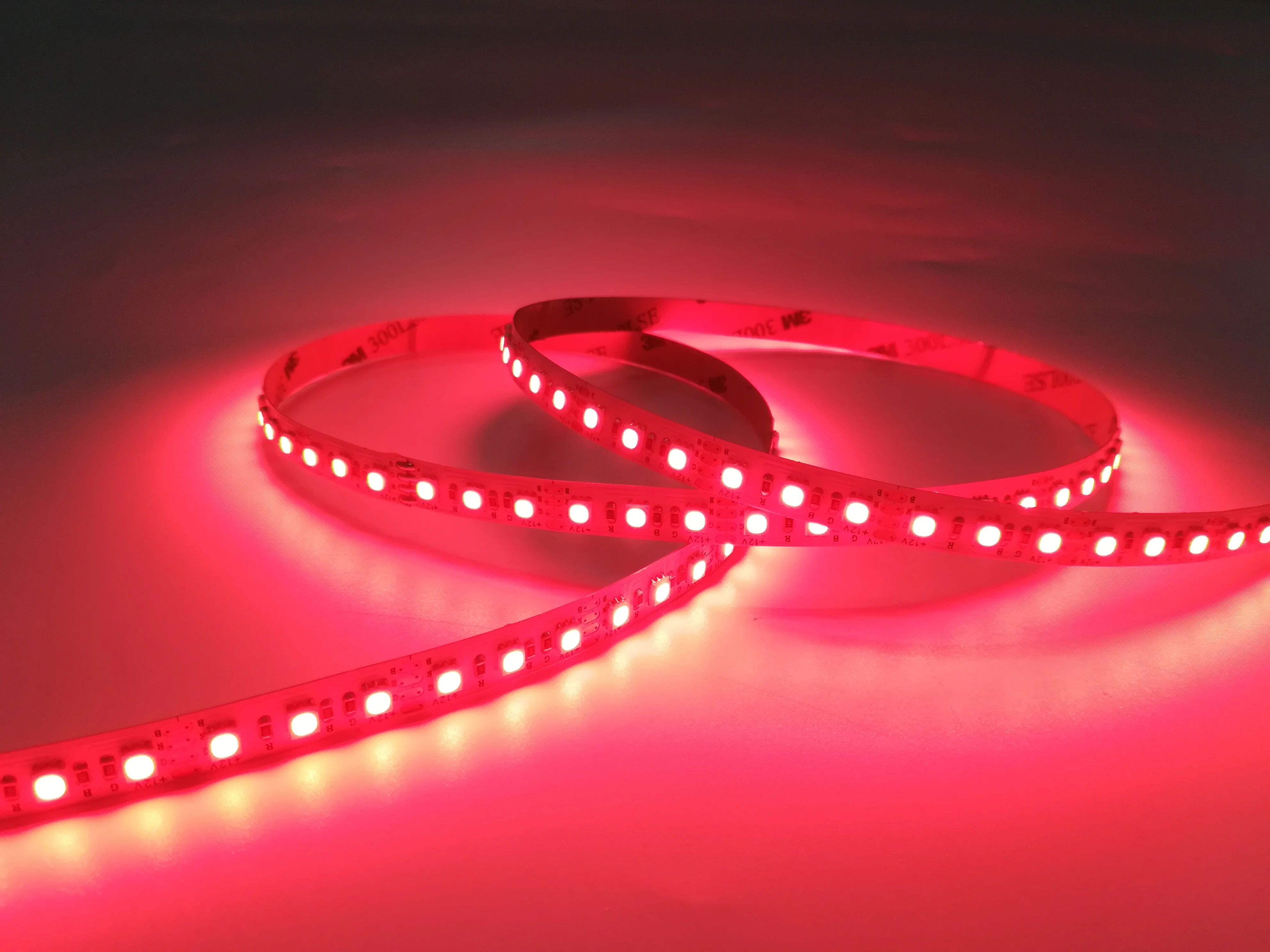 3838 цветных (rgb) светодиодных лент ленты DC24V широкий 240led/м 16 Вт/м высокого качества