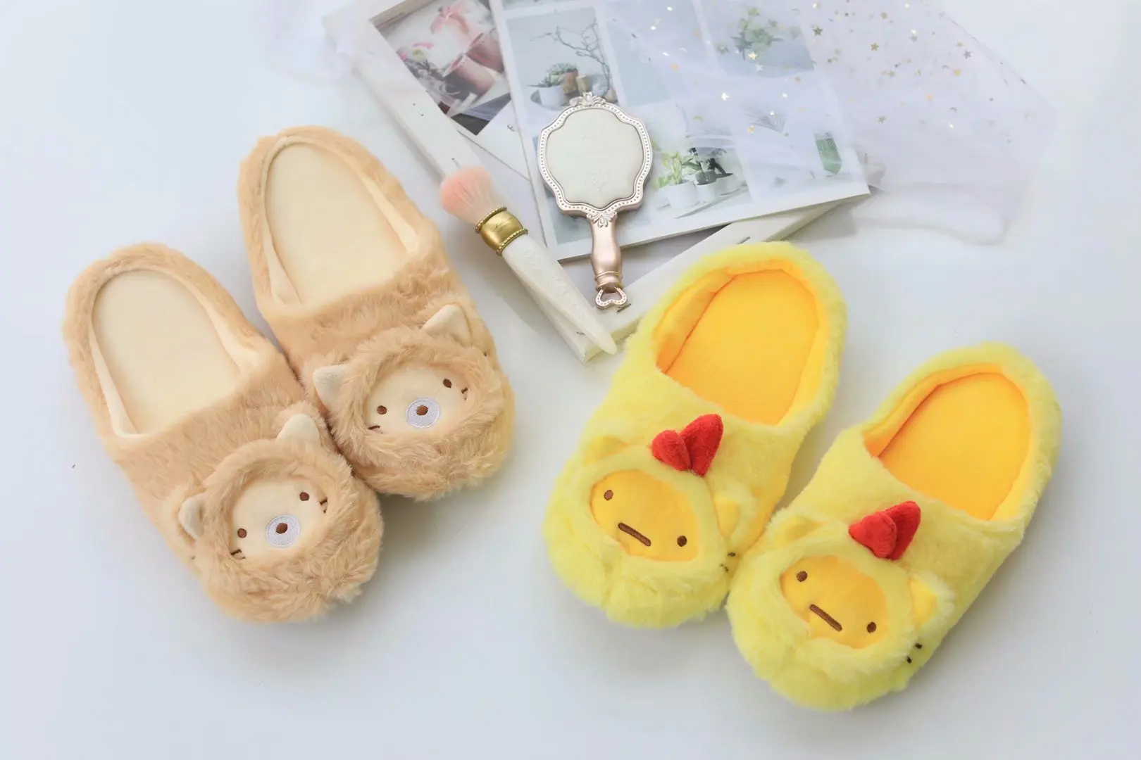 Тапочки домашние IVYYE Sumikko gurashi зимние теплые с плюшевым наполнителем |