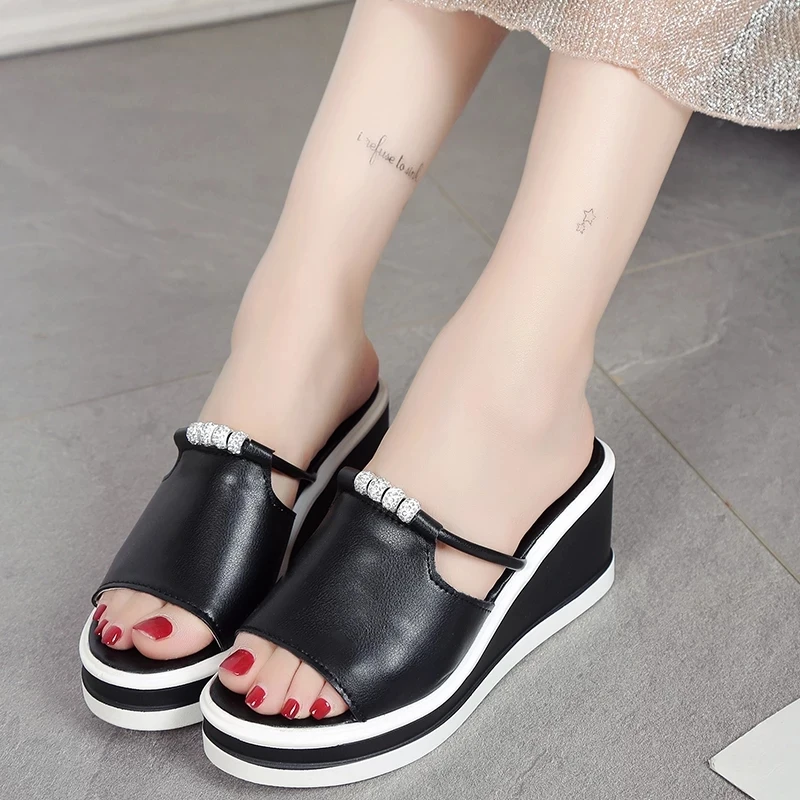 

2021 Thick Platform Women Slipper Womans Casual Sandals Wedges Heel Flat Non-slip Female Pumps Ladies Mules clogs Summer Shoes