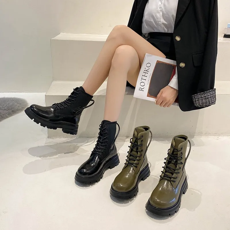 

2021 Autumn And Winter New British Style Olive Green Women's Short Boots