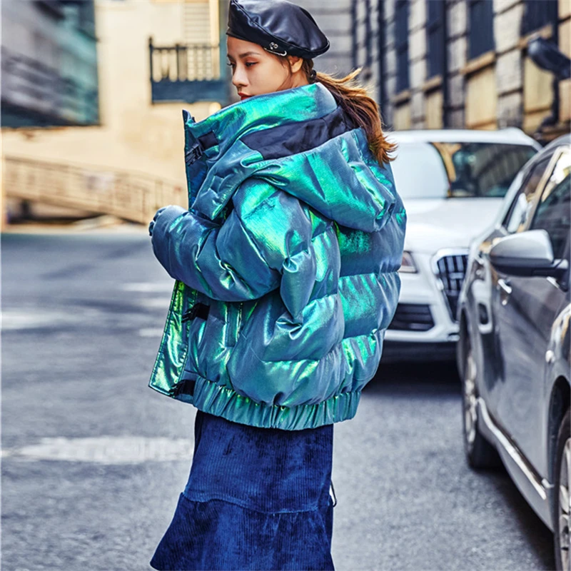 Женская зимняя куртка с капюшоном и лазерной подкладкой в стиле Харадзюку |