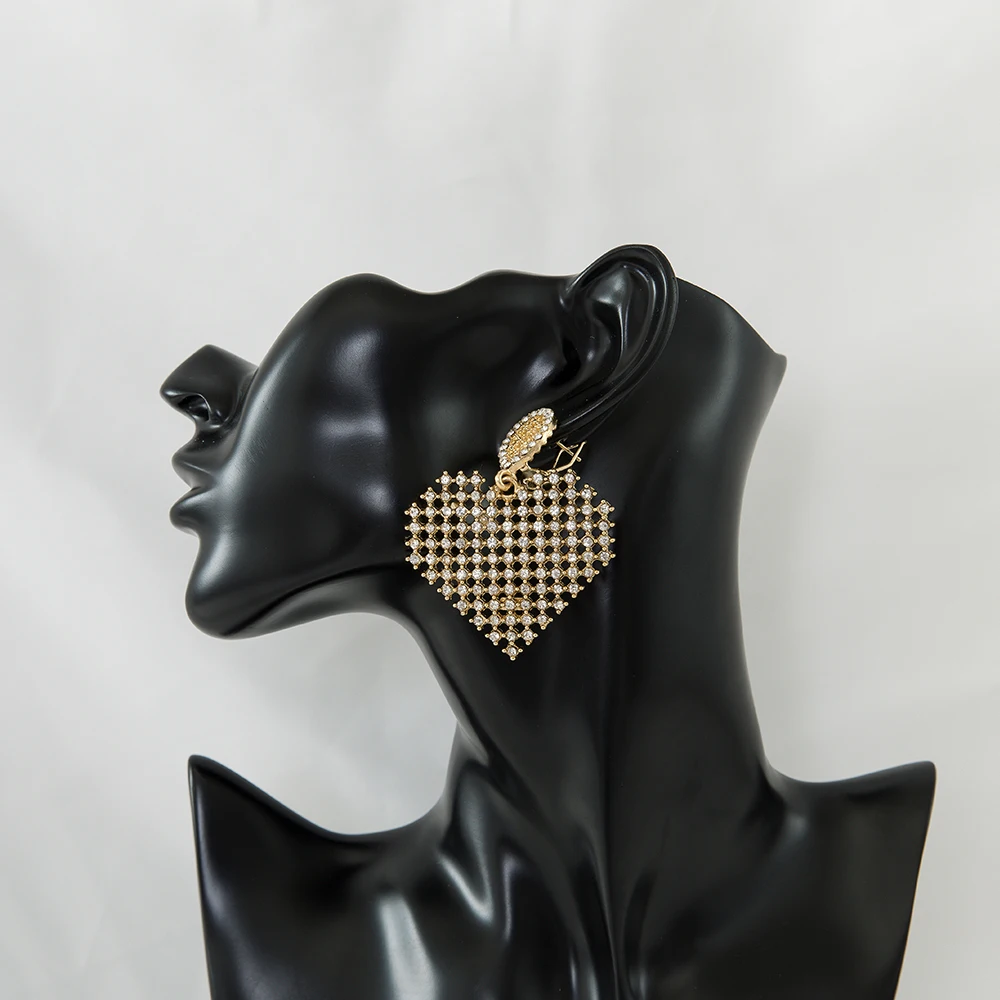 Серьги в форме сердца модные блестящие дизайнерские металлические серьги с