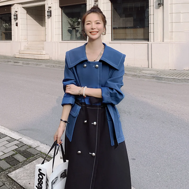 

Large Goods Have Come out Large Lapel Color Matching Bright Line Trench Coat