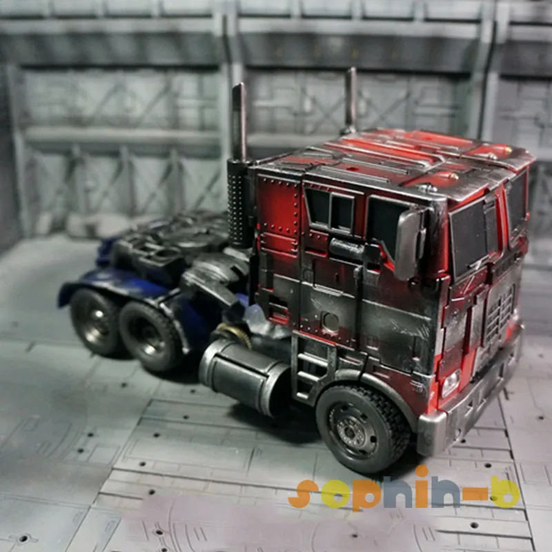 Выбор расцветки трансформированный фильм Optimus Prime M01 битва поврежденная 32 см Шмель