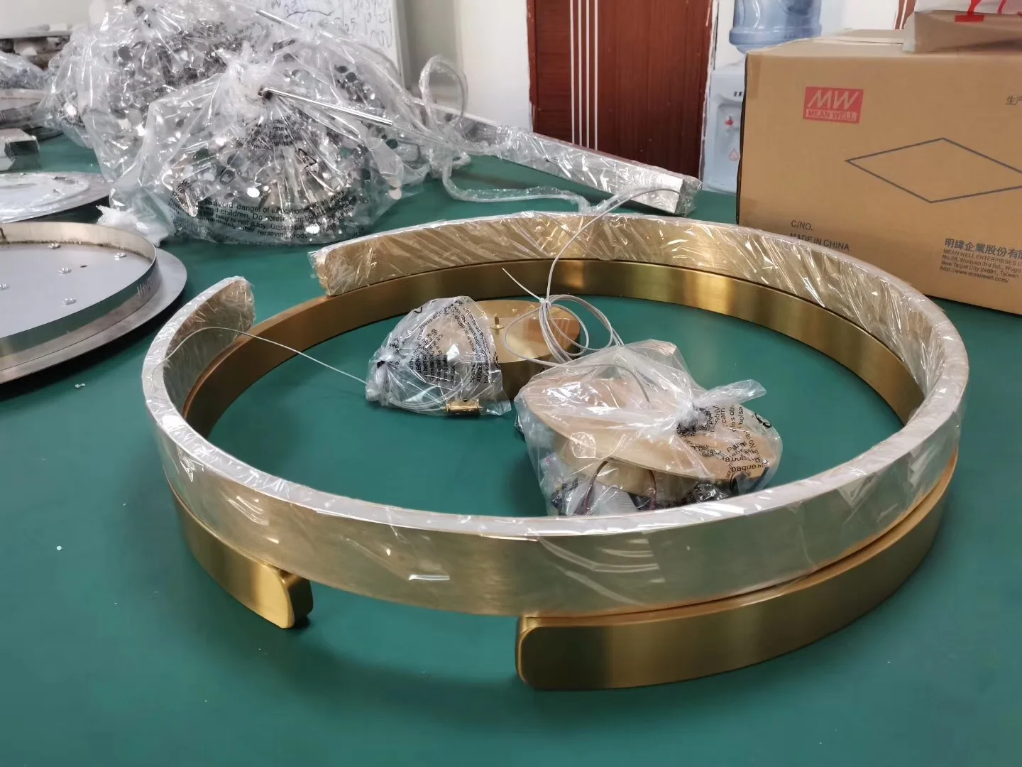 

C-shaped Pendant Light-Custom Made