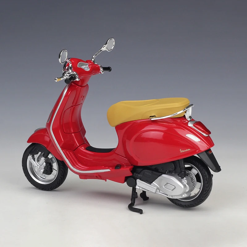 Миниатюрная гоночная игрушка Maisto 1:12 Vespa Primavera Масштаб 150 для мотоцикла литый под